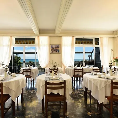 Giulia Hotel