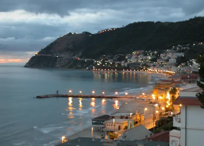 Hotel Giulia Laigueglia