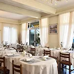 Giulia Hotel 3*