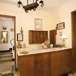 Giulia מלון