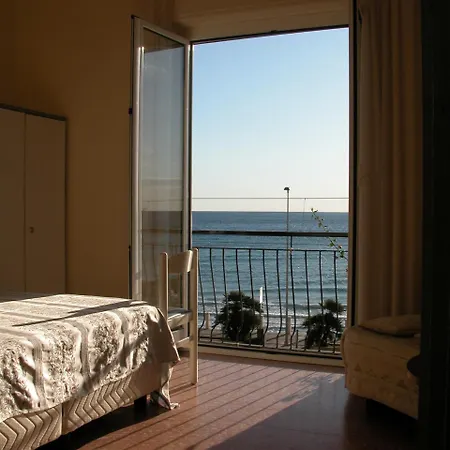 Hotel Giulia 3*